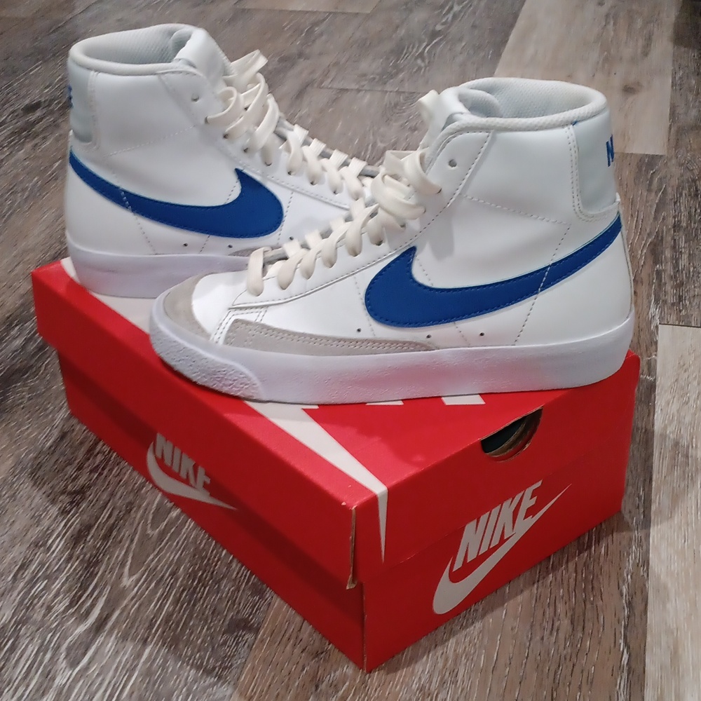 Nike Blazer Mid '77- 3.5 Youth